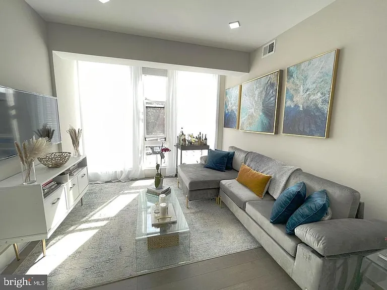 1028 Bladensburg Rd NE #31 — Photo 8