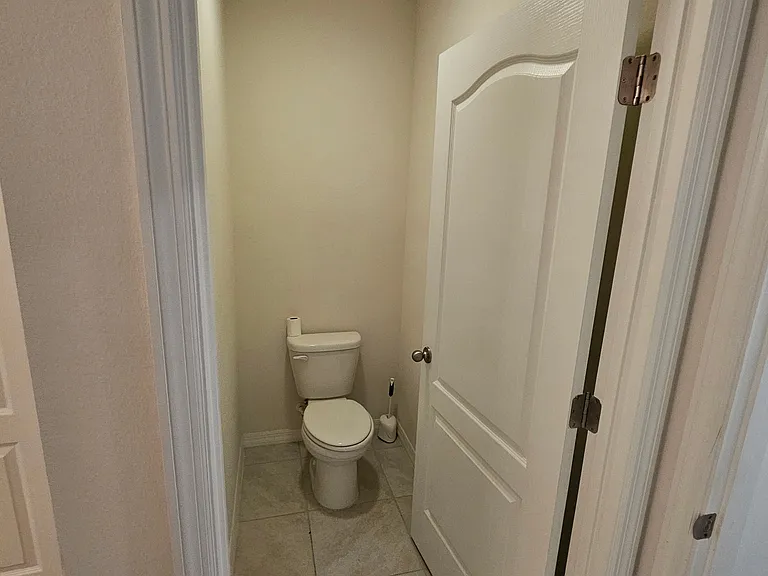 948 Summer Glen Dr — Photo 14