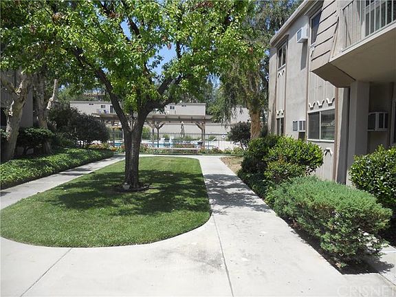 2nd image of 6041 Fountain Park Ln APT 2