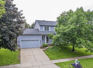 1237 Dayflower Dr, Madison, WI 53719