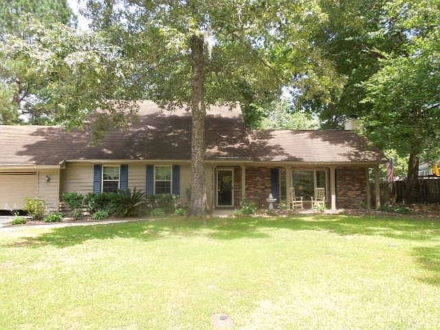 1st image of 530 King Charles Cir