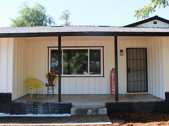 4th image of 1537 W Hampton Way