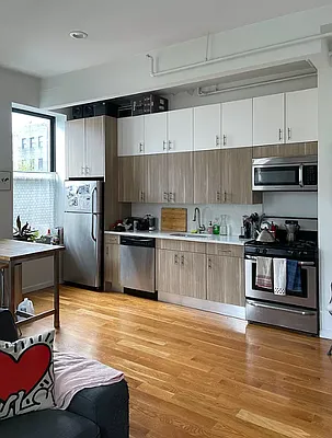 Rented by MySpaceNYC | media 21