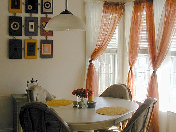 Cozy Breakfast Nook