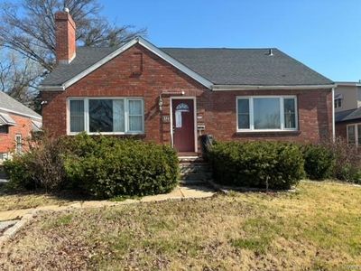 6125 Garesche Ave, Saint Louis, MO, 63136