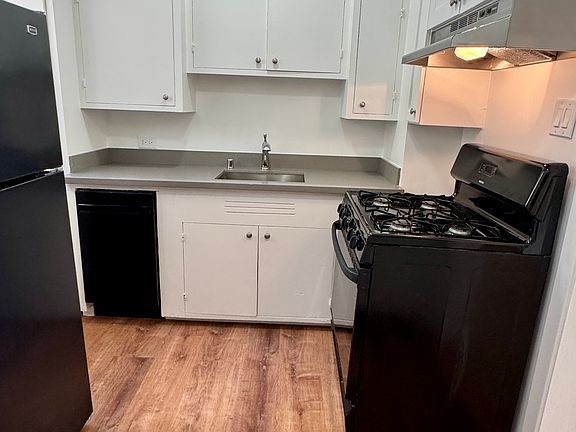 2nd image of 2060 Pacific Ave APT 107
