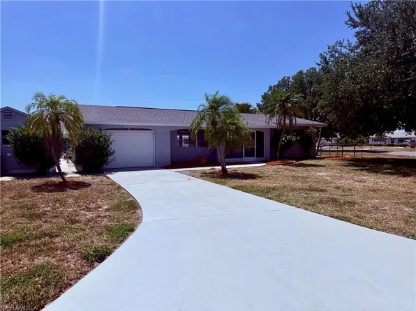 225 Highview CT, LEHIGH ACRES, FL 33936