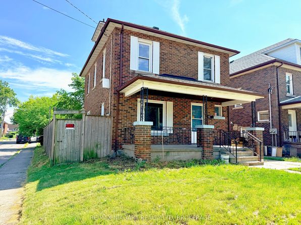 93 State St, Welland, ON L3B 4K6