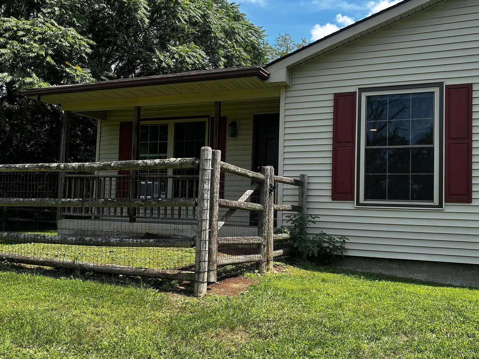 2 bed, 1000 sqft, $2,700 — Photo 2