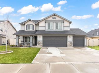 846 N Hidden View Way, Star, ID 83669