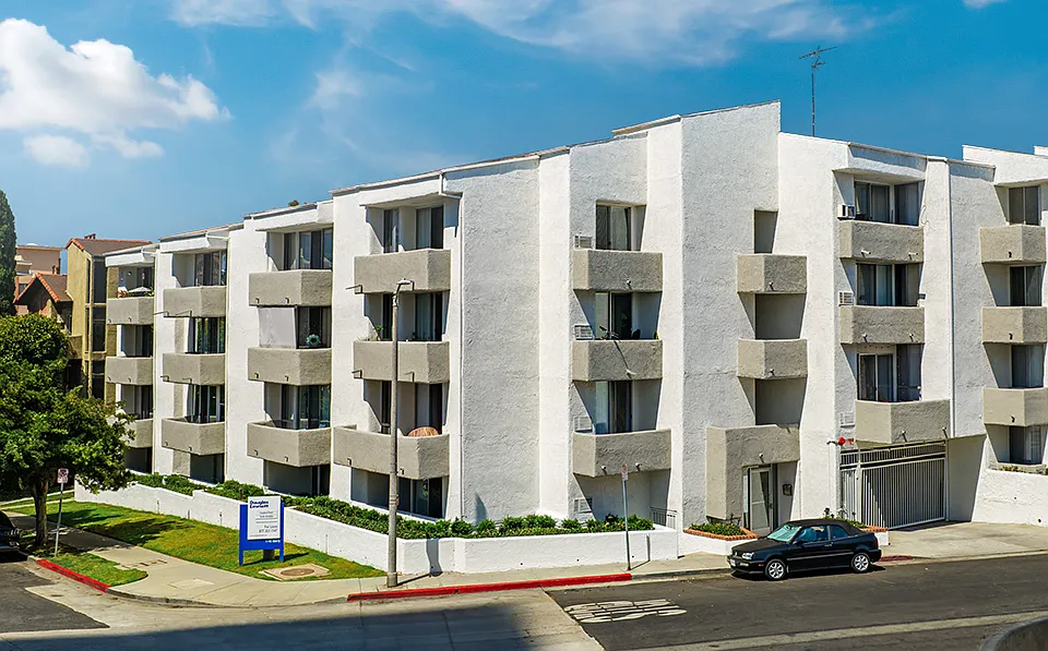 Barry Apartments