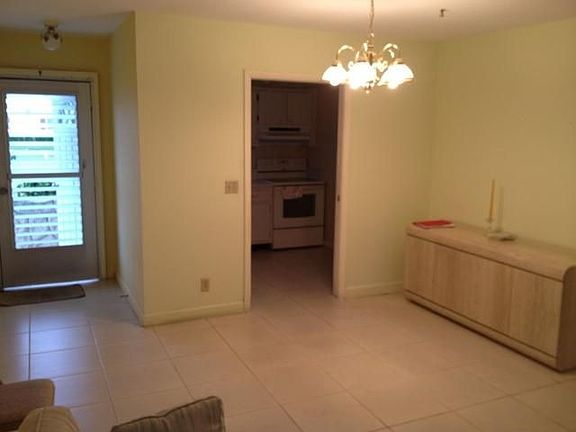 2nd image of 2894 Crosley Dr E APT C
