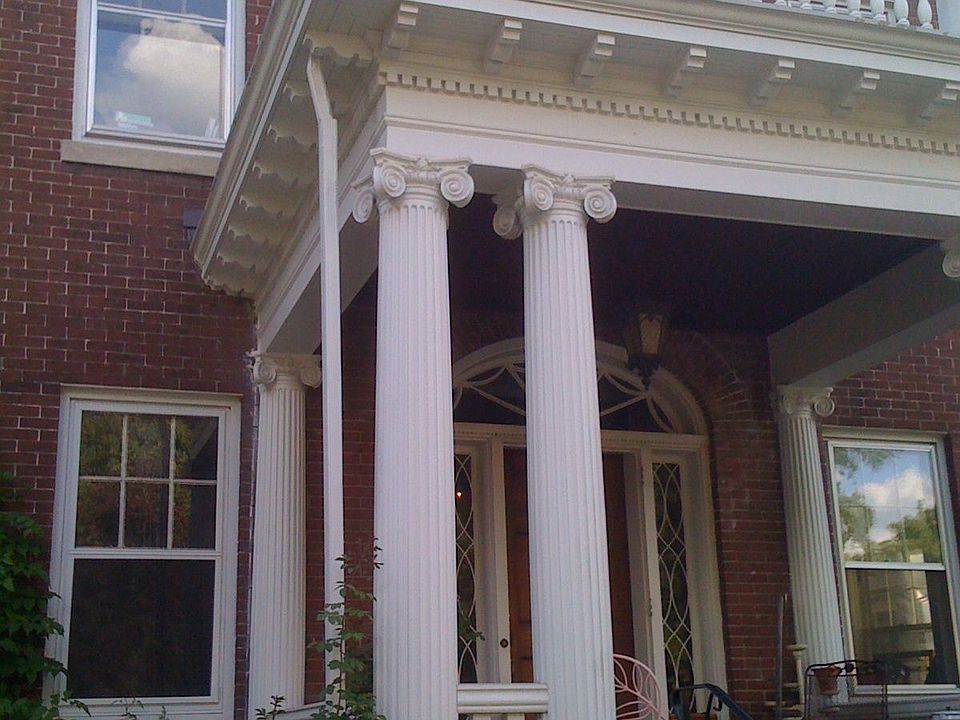 Front Porch-completely rebuilt in 2008