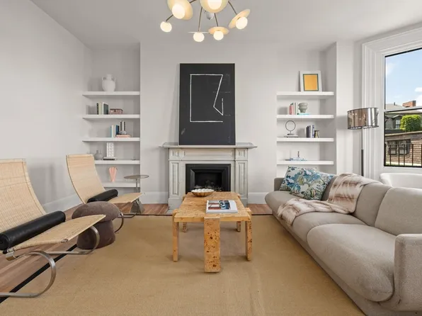 38 Hancock St APT 6, Boston, MA 02114