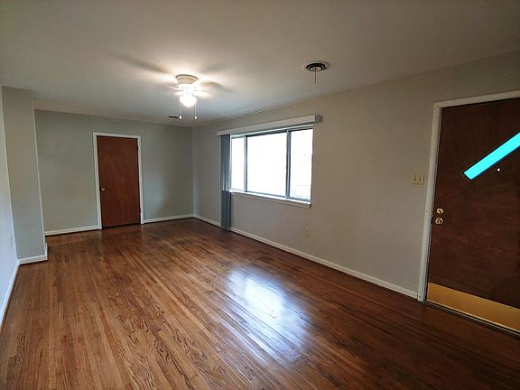4th image of 6707 Stonecrest Dr