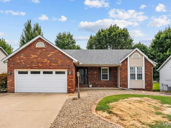 710 Vassar Dr, Edwardsville, IL 62025