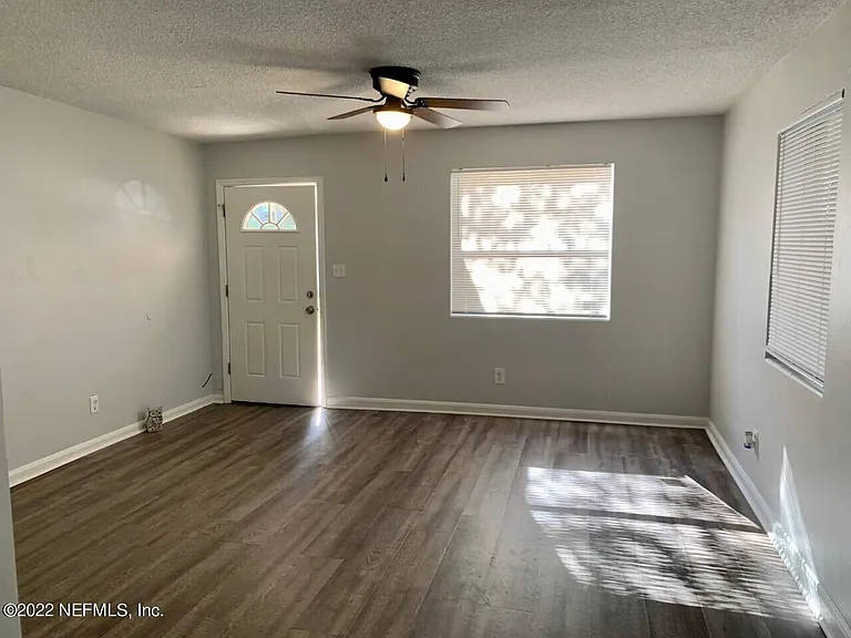 5743 College Ln — Photo 6