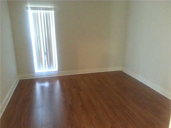 4th image of 4467 Treehouse Ln #G