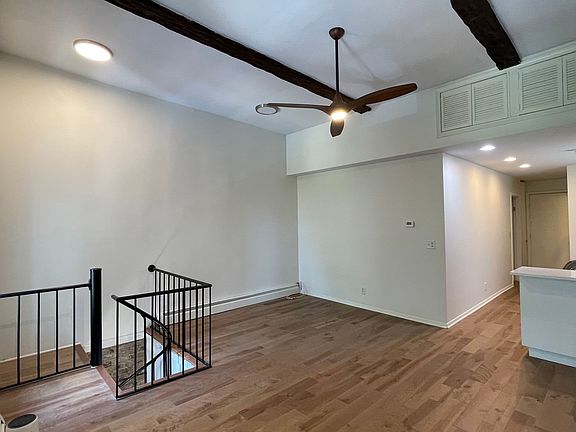 4th image of 1873 N Fremont St #3W