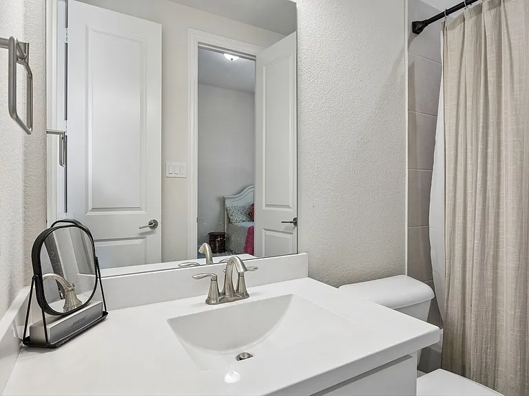4131 Dewberry Ln — Photo 7