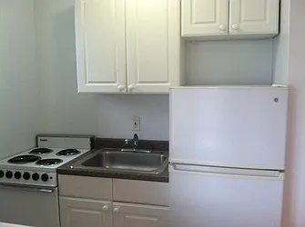 Rented by Acacia Realty