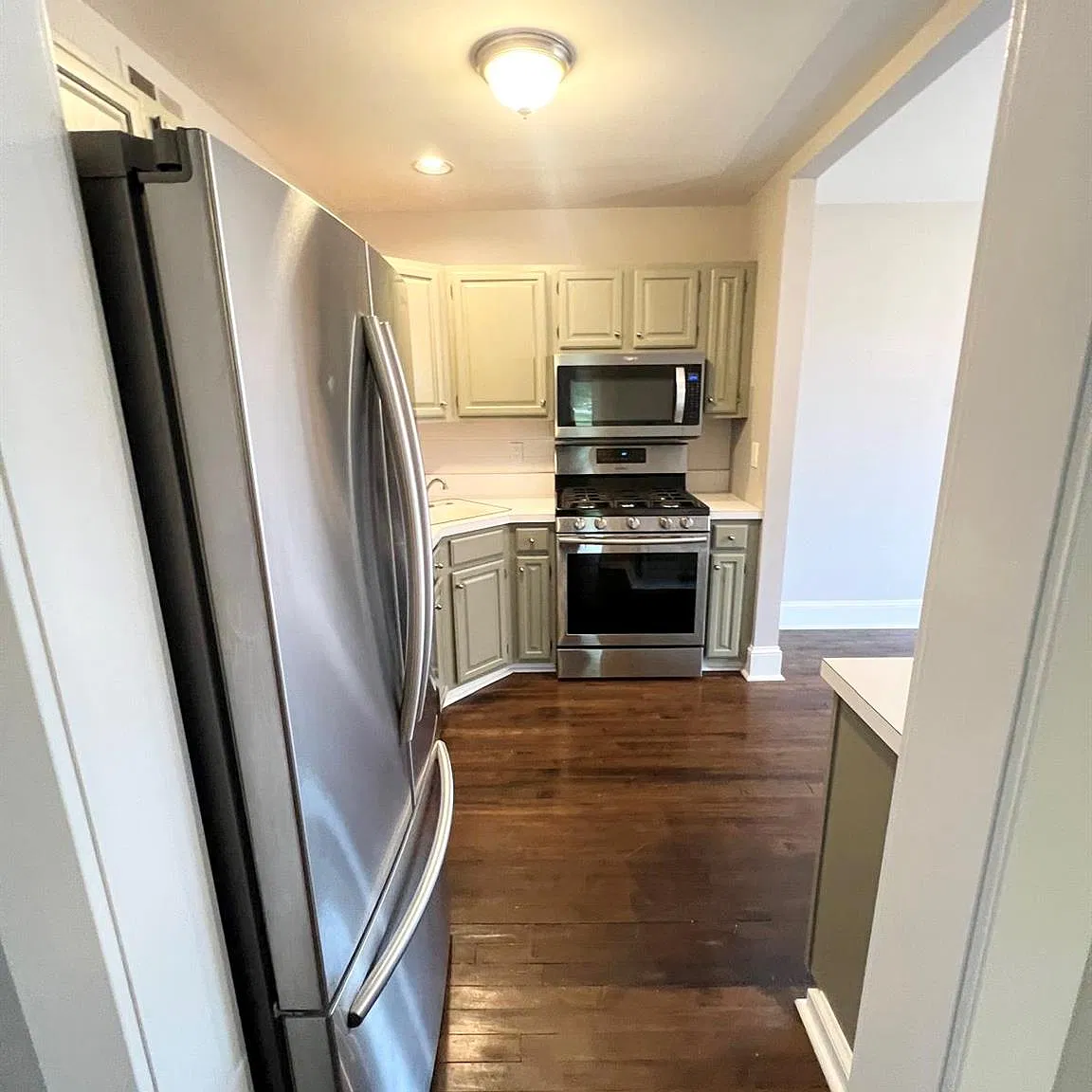 1 bed, 1.0 bath, 900 sqft, $2,650 — Photo 4