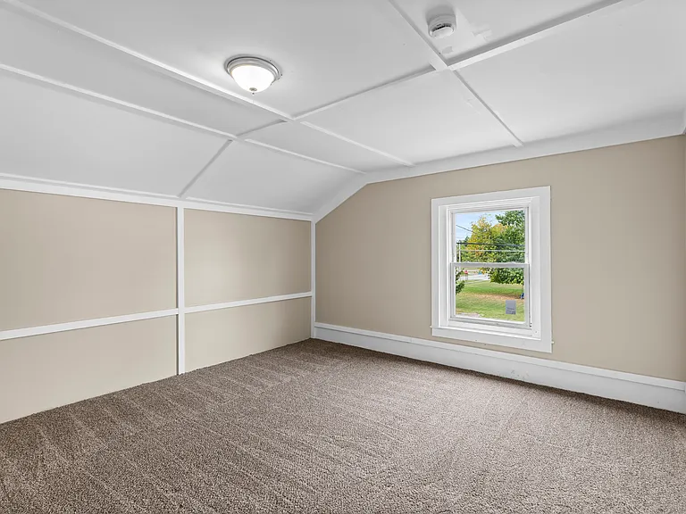113 Barlow St #2 — Photo 12