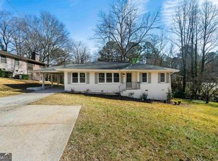 916 Pinehill Dr SE, Smyrna, GA 30080