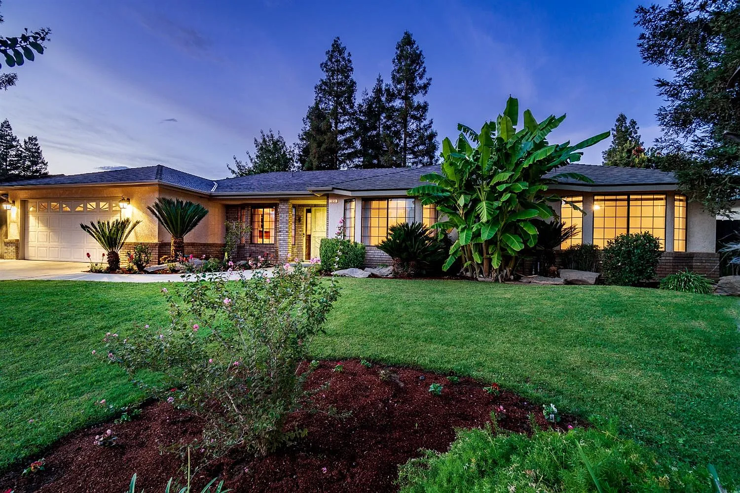 3654 W Wathen Ave photo 1