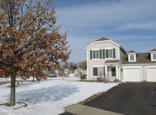 118 W Amberley Dr, Round Lake, IL 60073