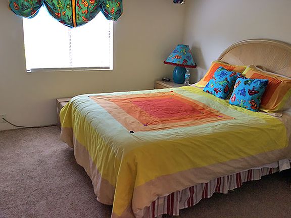 3rd image of 1073 La Paloma Blvd