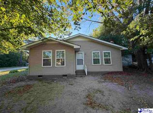 212 N 9th Ave, Dillon, SC 29536