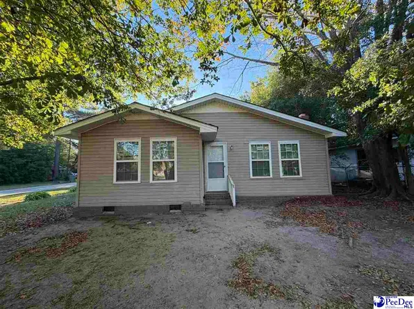 212 N 9th Ave, Dillon, SC 29536