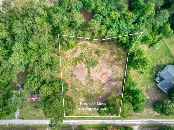 131 Pond View Circle, Hampstead, NC 28443