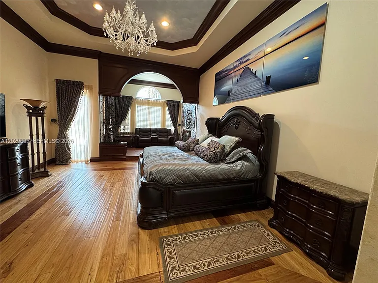 10445 Canterbury Ct — Photo 58