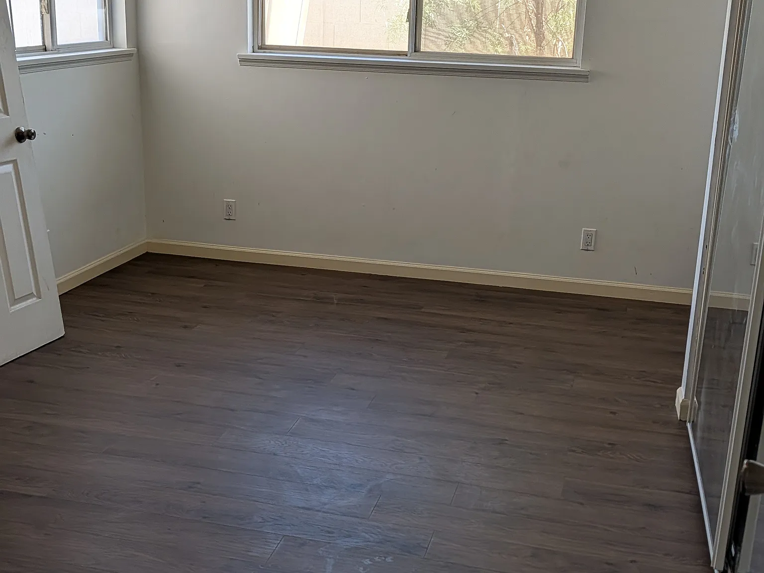 4 bed, 1918 sqft, $2,200 — Photo 1