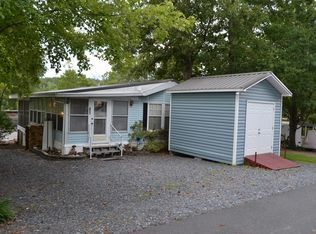 106 Sycamore St #400, New London, NC 28127
