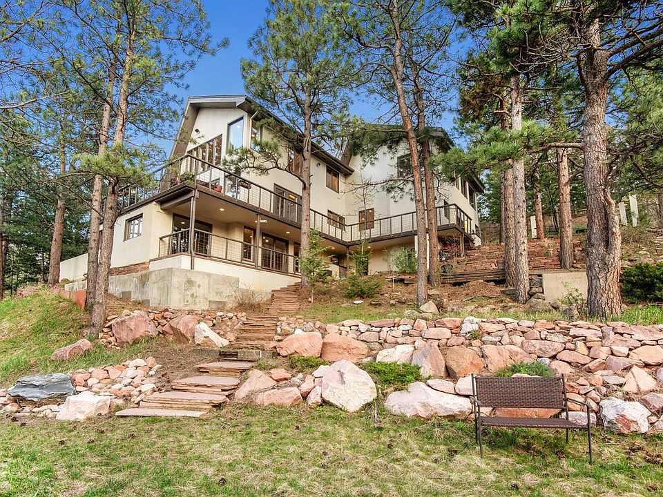 1st image of 28 Pine Brook Rd