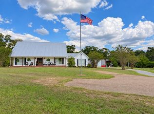 37 Howard Hill Rd, Soso, MS 39480