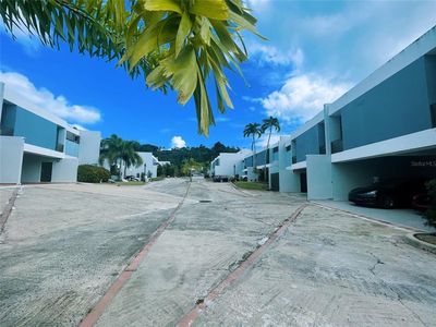 88 El Pedregal Cond Calle Puerta Del Fld #13, Humacao, PR, 00791