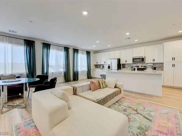 236 Walsh Peak Ave, Henderson, NV 89015