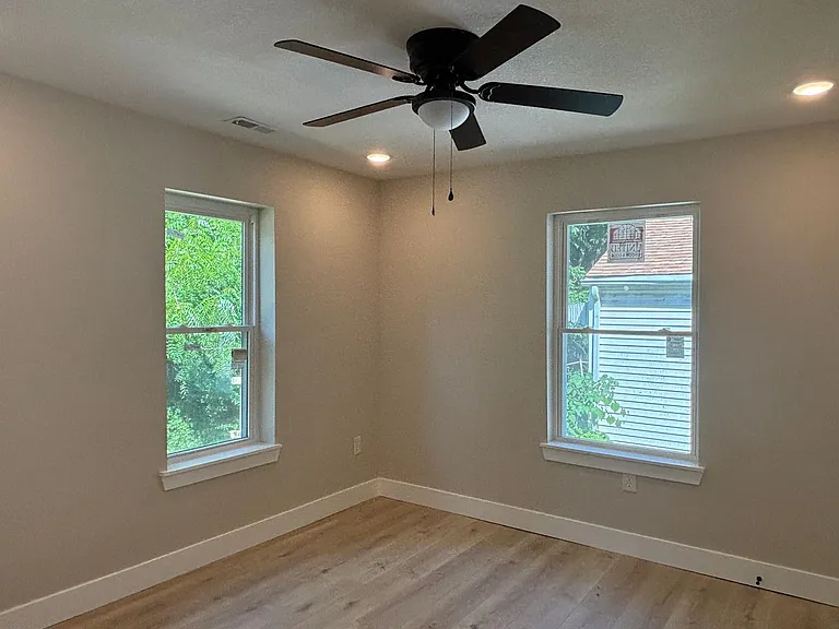 1 Smarr Ct — Photo 12