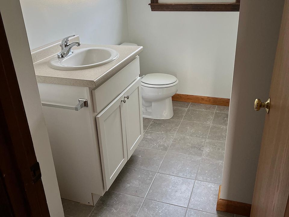 1st image of 34 Forge Dr #34