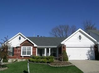 1410 Hawkins Meadow Dr, Fenton, MO 63026