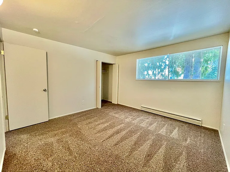LC125th Townhomes — Photo 16
