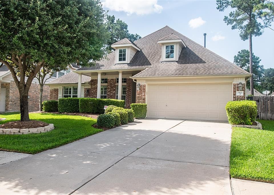 1st image of 7907 Highland Green Ct