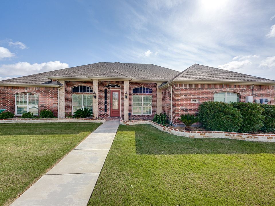 1312-stork-way-forney-tx-High-Res-1.jpg