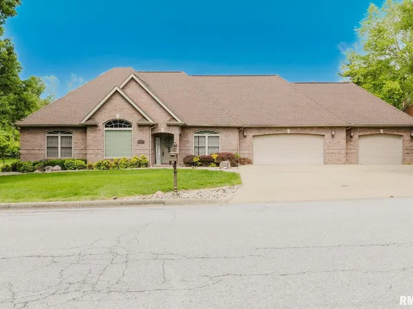 2730 Kokopelli Dr, Marion, IL 62959