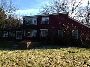 2nd image of 41W126 Oak Dr