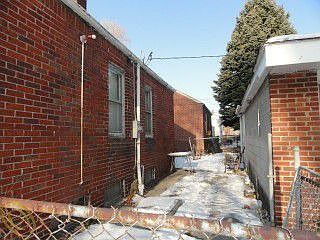 2nd image of 2247 S Beatrice St